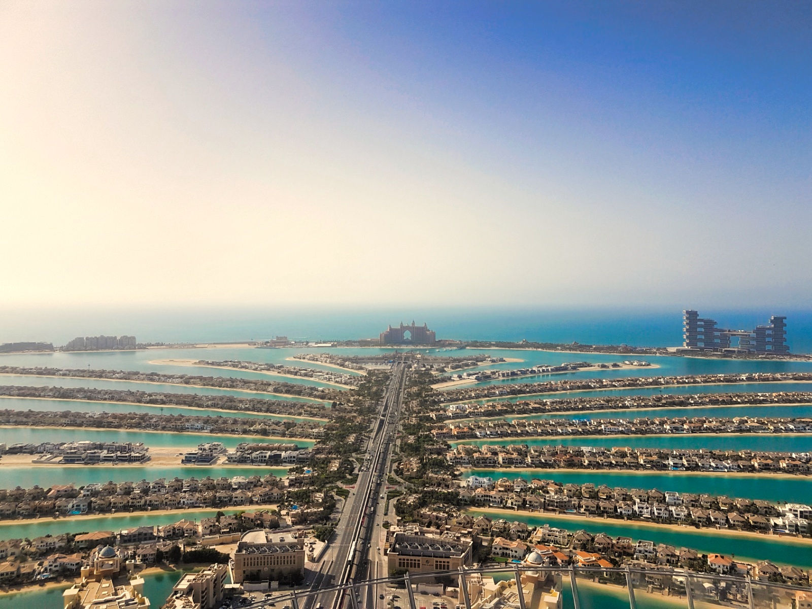 Палм-Джумейра в Дубае - Вид со смотровой площадки View at the Palm