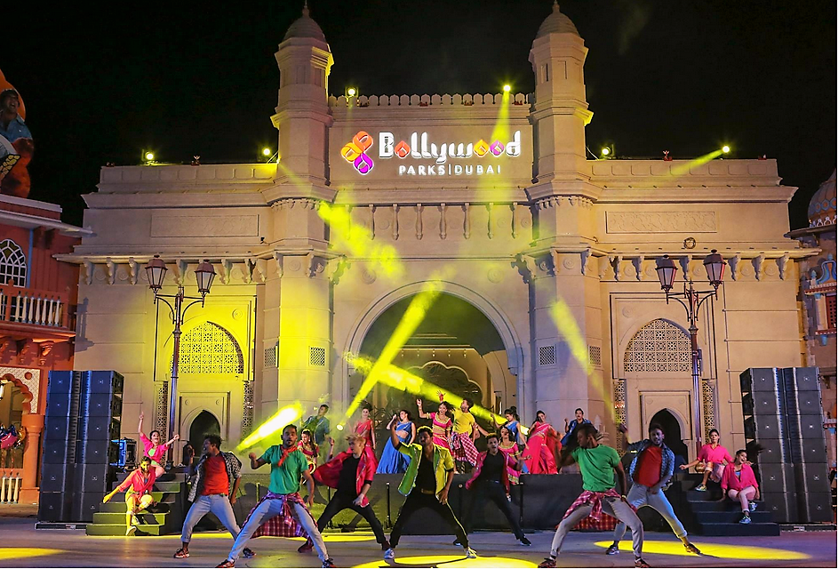 Bollywood Parks в Дубае - Танец из индийского кино