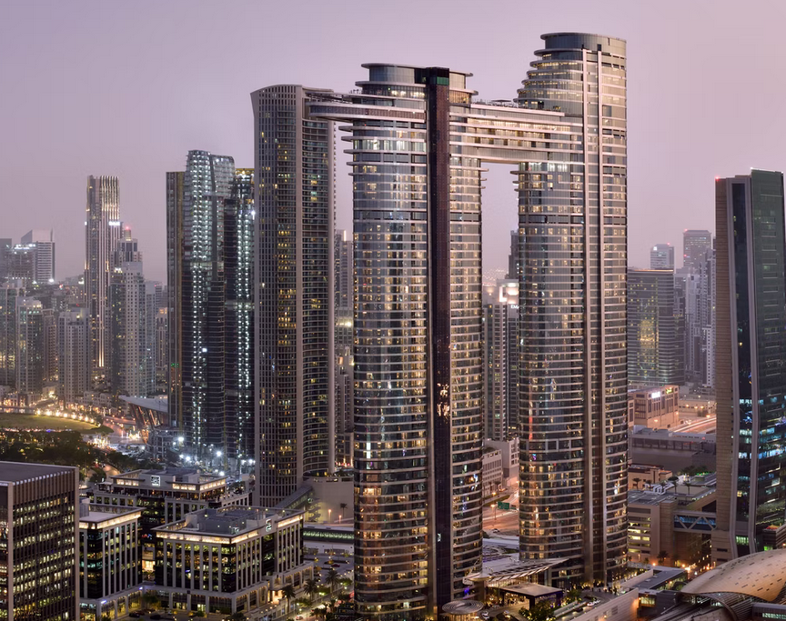 Sky Views в Дубае - Смотровая площадка в Sky View Towers