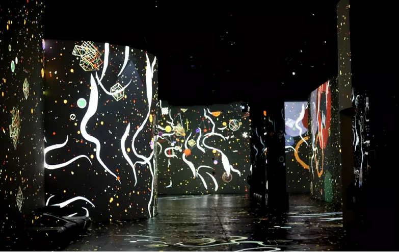 Infinity des Lumieres в Дубае - Выставка Василия Кандинского