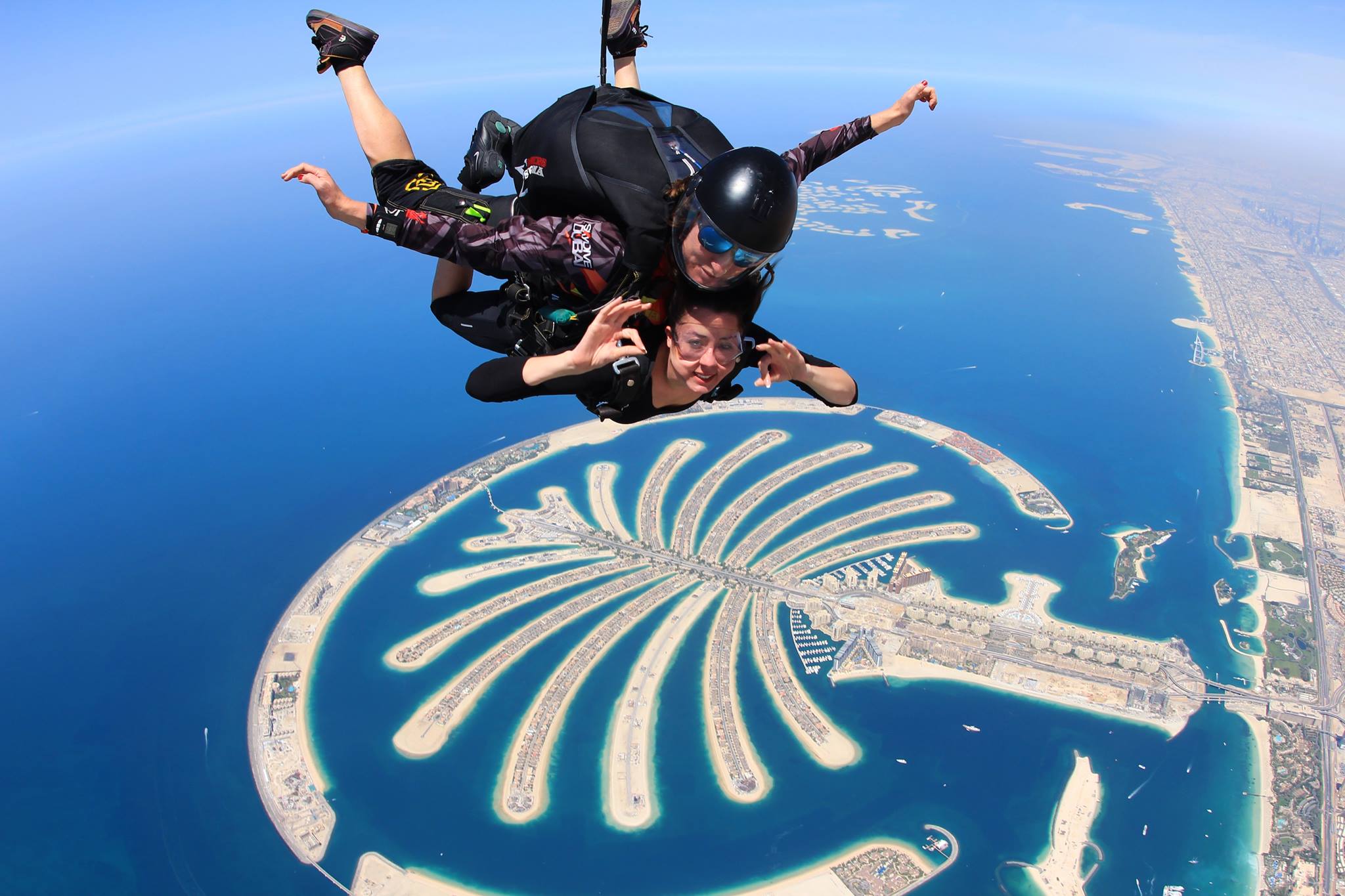 Прыжок с парашютом в Дубае - Палм-Джумейра