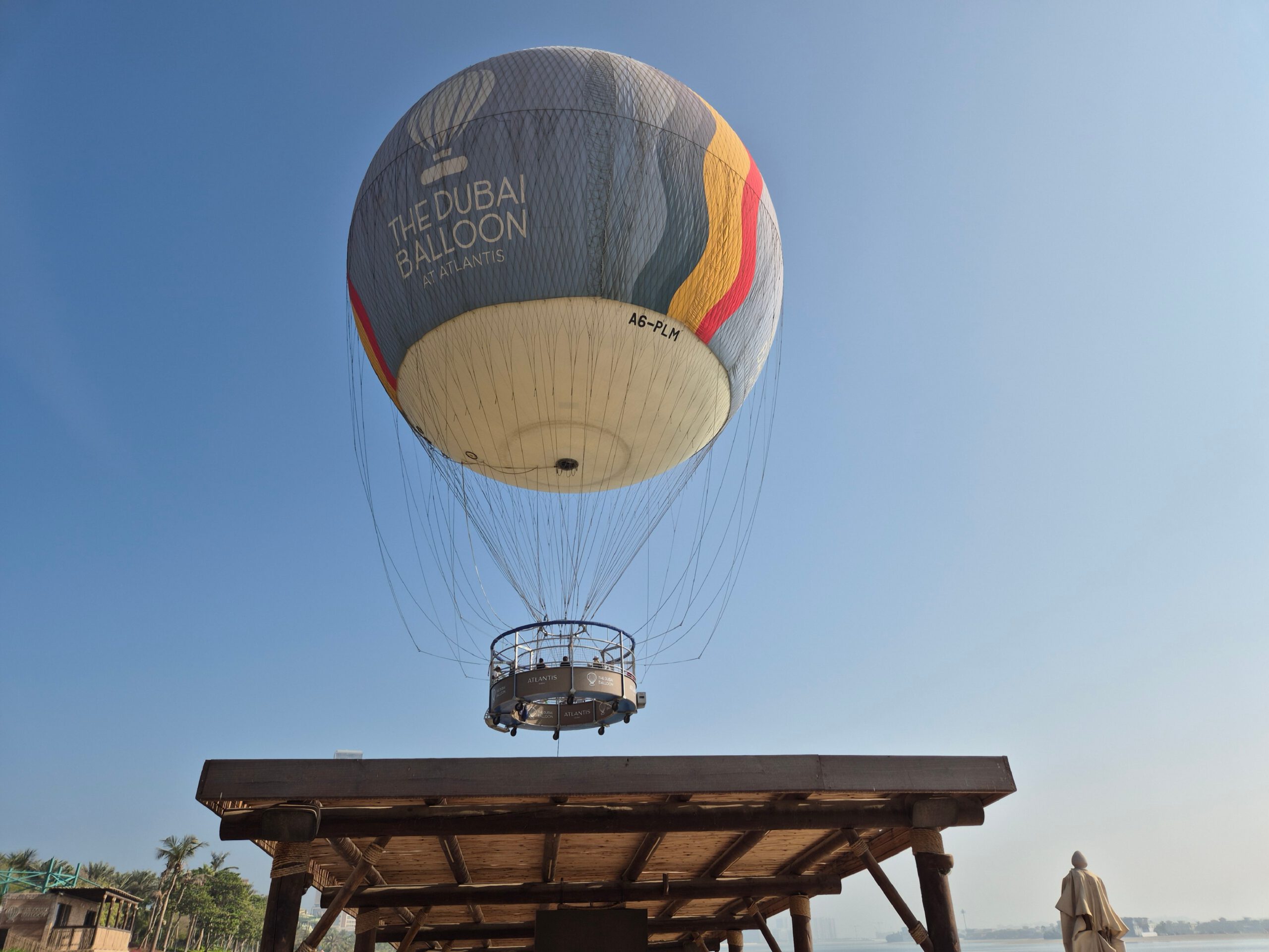 Воздушный шар The Dubai Balloon в Дубае - Приземление