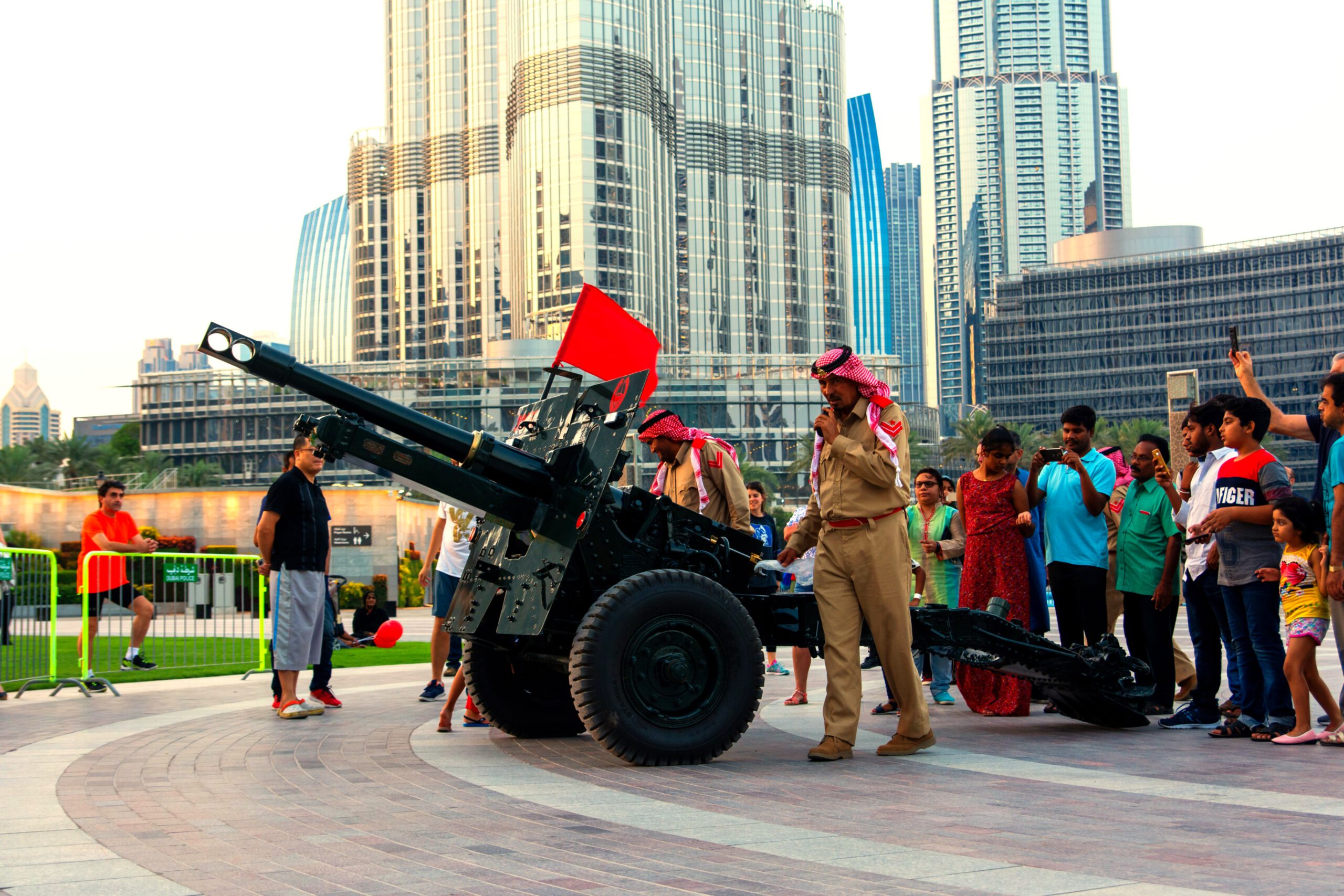 Рамадан в Дубае - Пушка на ифтар